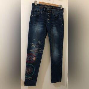 Desigual Pakaian Jadi Wanita LURDES Embroidered Jeans size 26